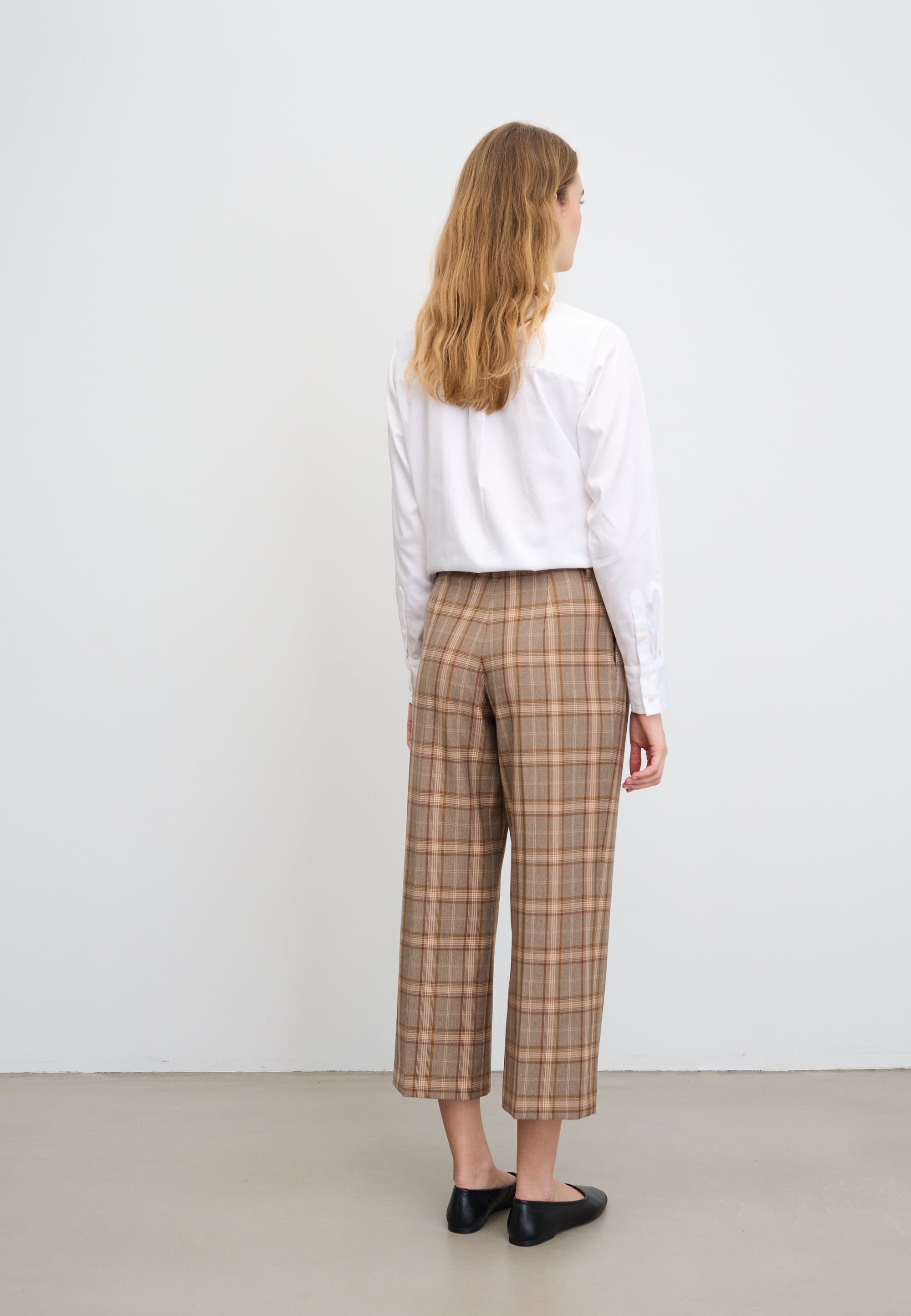 LAURIE Dignity Loose Crop Trousers LOOSE 84285 Deer Check