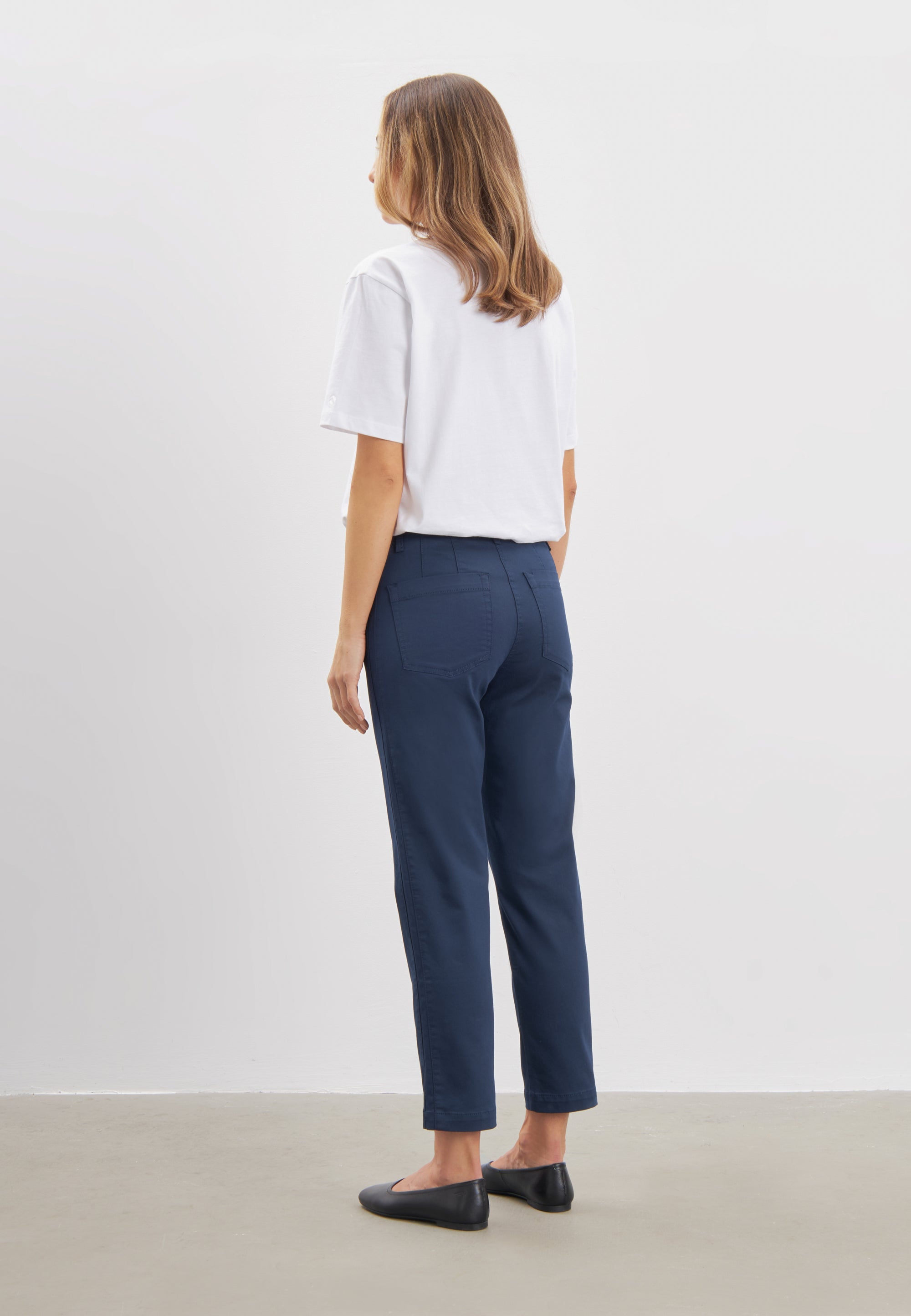 LAURIE Patricia Pure Regular Crop Trousers REGULAR 49000 Navy