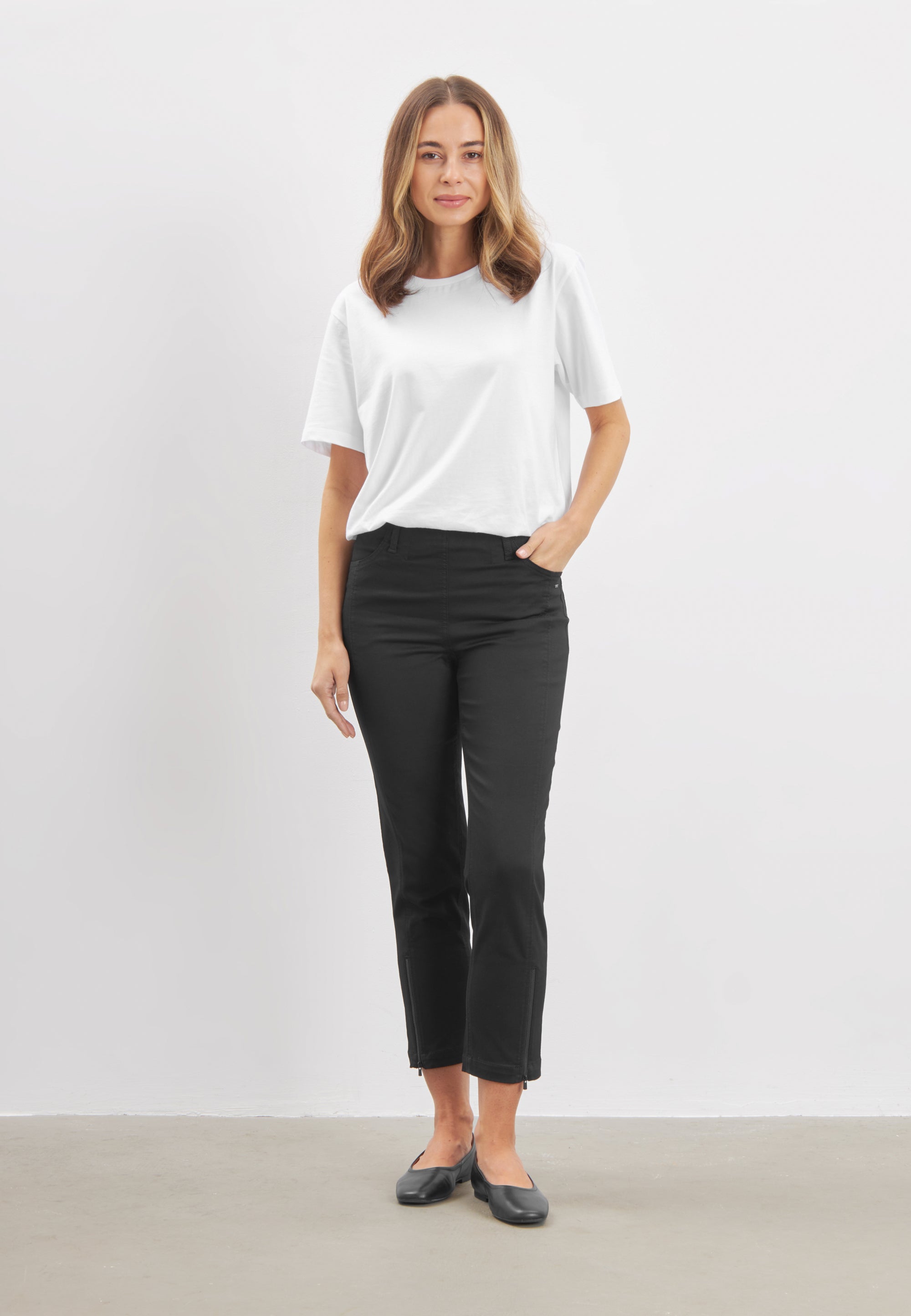 LAURIE Piper Regular Crop Trousers REGULAR 99000 Black