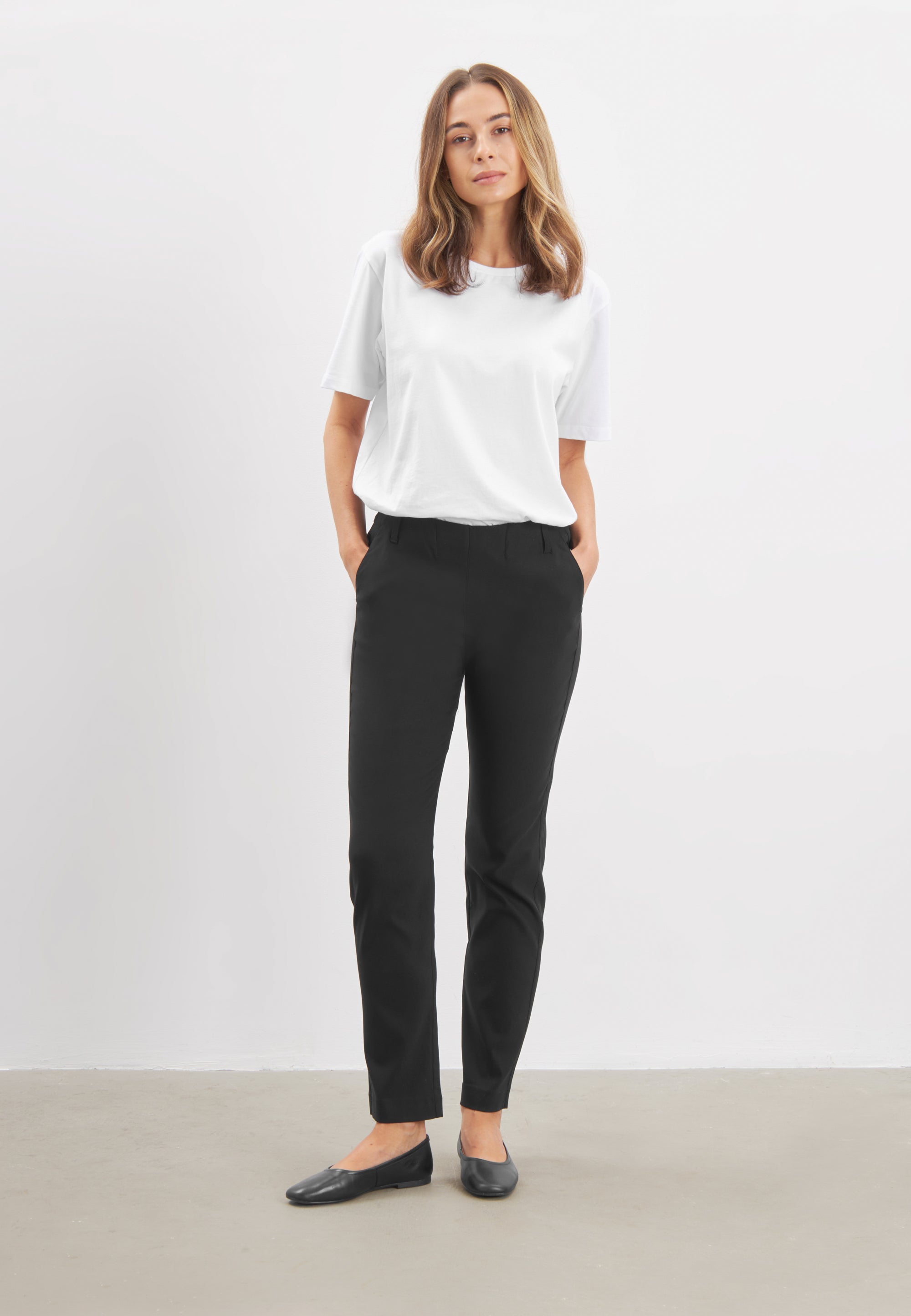 LAURIE  Taylor Regular - Short Length Trousers REGULAR 99000 Black